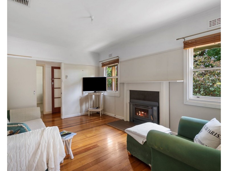 2 Carter Street, Flora Hill VIC 3550