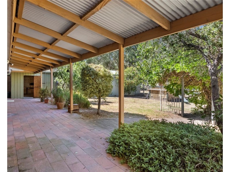 4 Golf Course Road, Epsom VIC 3551