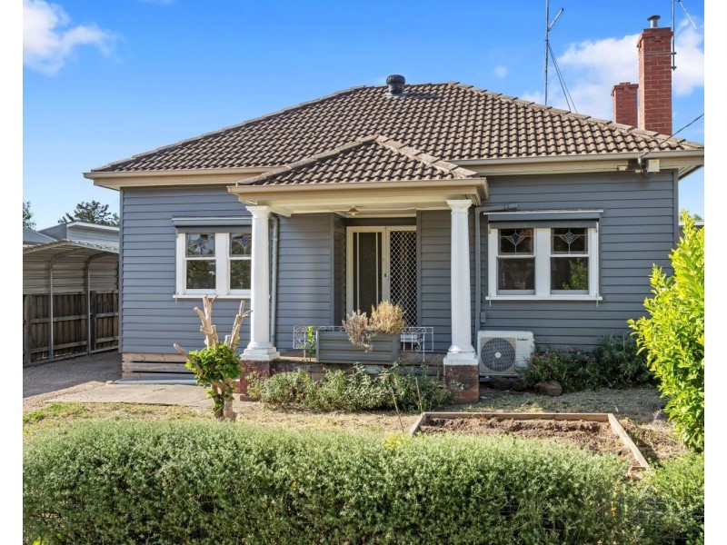 9 Hodgkinson Street, Kennington VIC 3550