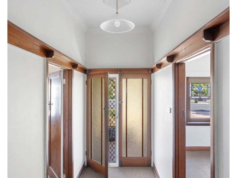 9 Hodgkinson Street, Kennington VIC 3550