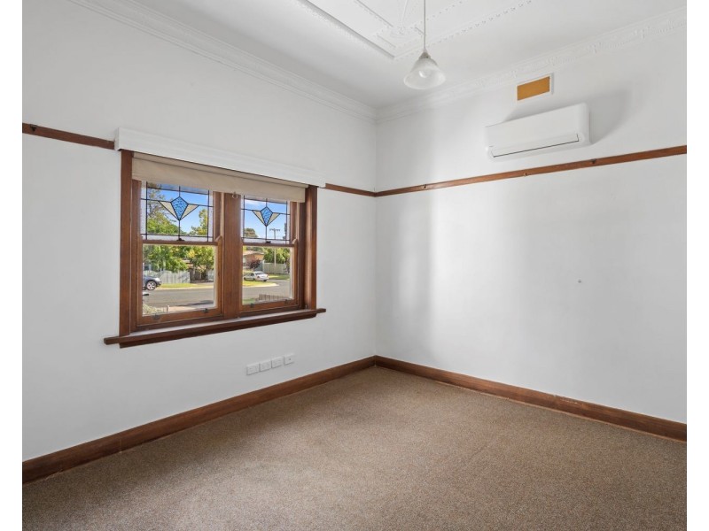 9 Hodgkinson Street, Kennington VIC 3550