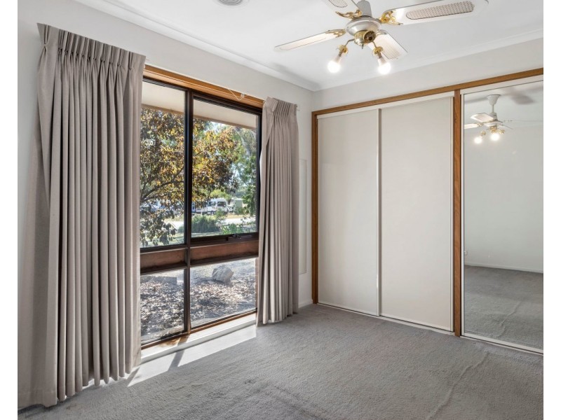 4 Golf Course Road, Epsom VIC 3551