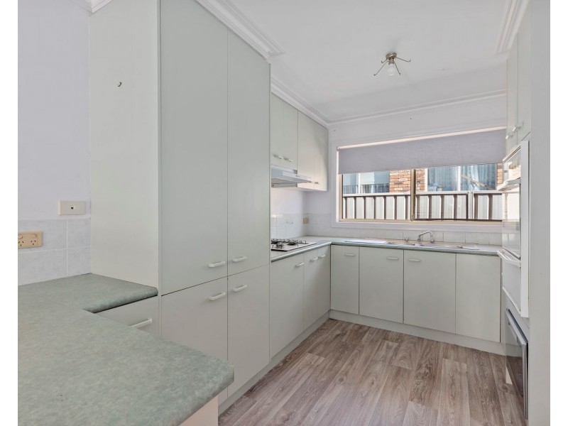 22 Derby Grove, Flora Hill VIC 3550