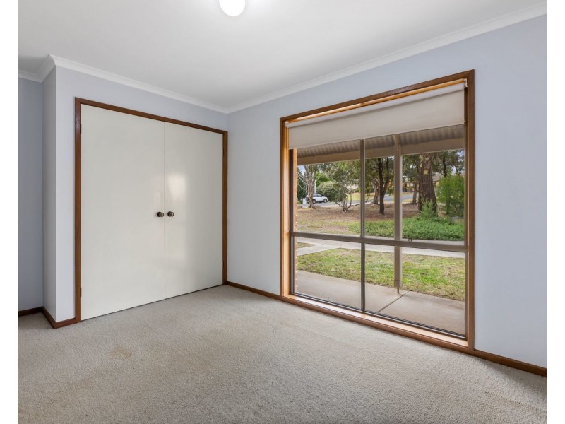 1/2 Towers Street, Flora Hill VIC 3550
