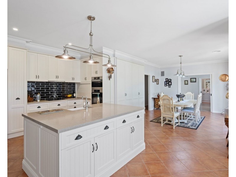 12 Cameron Court, Huntly VIC 3551