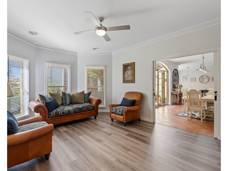 12 Cameron Court, Huntly VIC 3551