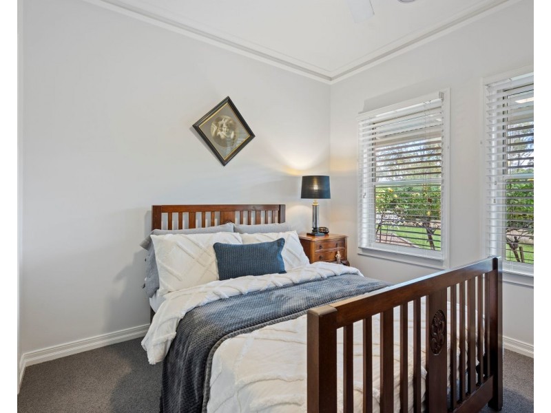 12 Cameron Court, Huntly VIC 3551