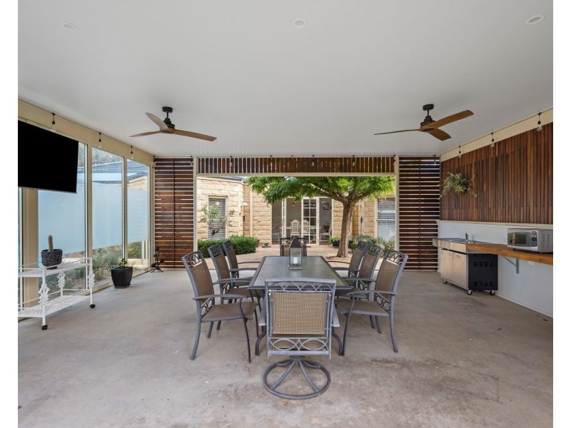 12 Cameron Court, Huntly VIC 3551