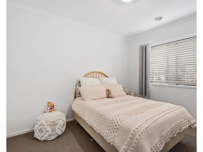7 McEniry Way, Strathfieldsaye VIC 3551