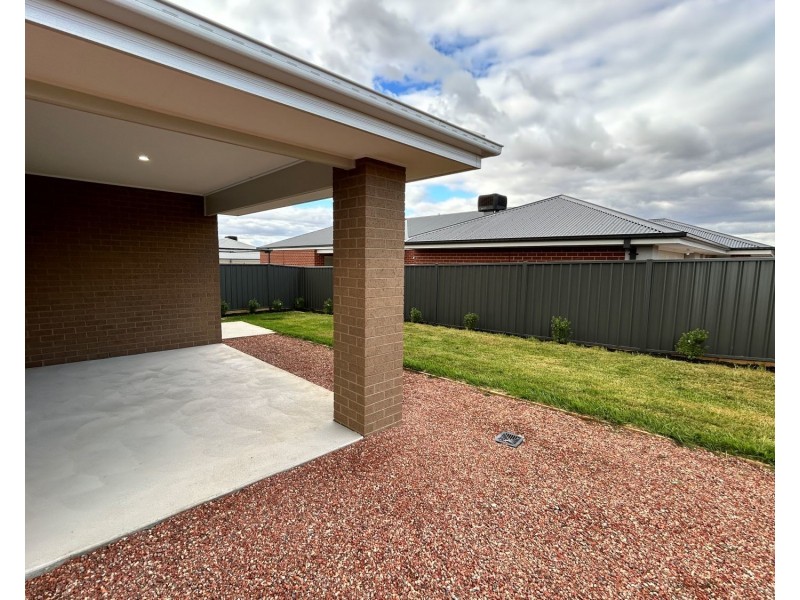 2 Lampra Way, Huntly VIC 3551