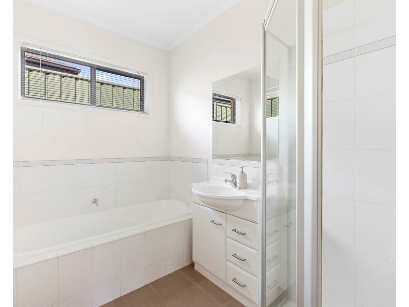 14 St James Wood Drive, North Bendigo VIC 3550