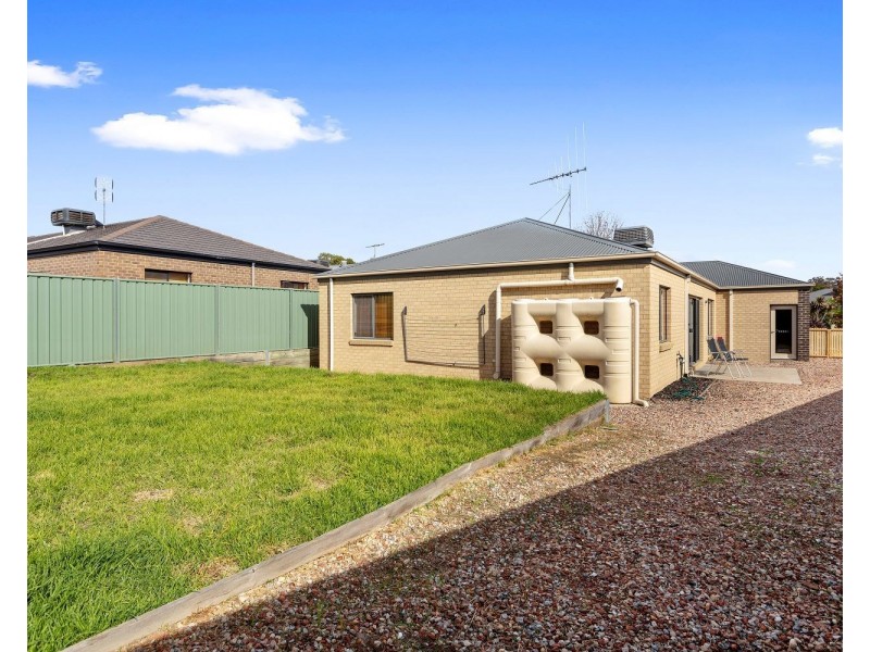 14 St James Wood Drive, North Bendigo VIC 3550
