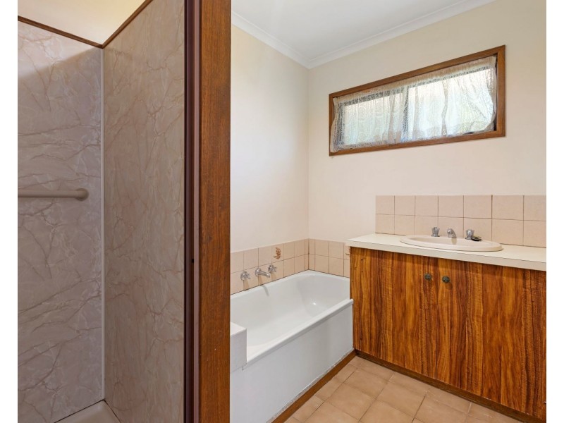 2/24 Burnside Street, Eaglehawk VIC 3556