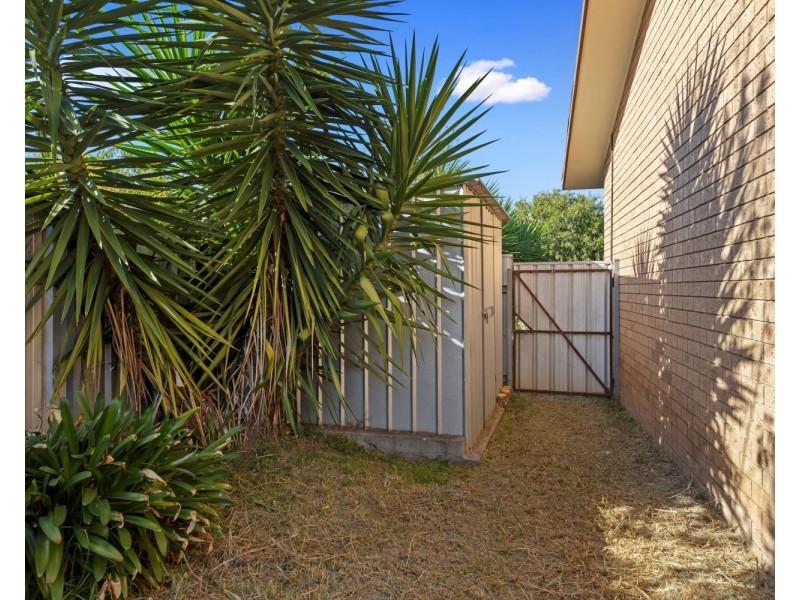 2/24 Burnside Street, Eaglehawk VIC 3556