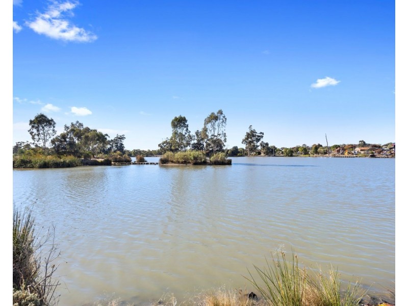 2/24 Burnside Street, Eaglehawk VIC 3556