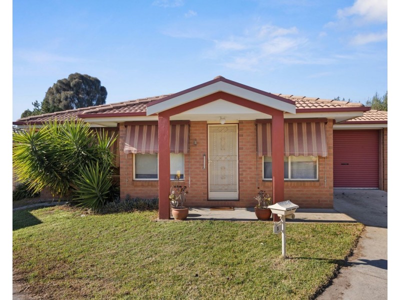 5 Kate Close, Kennington VIC 3550