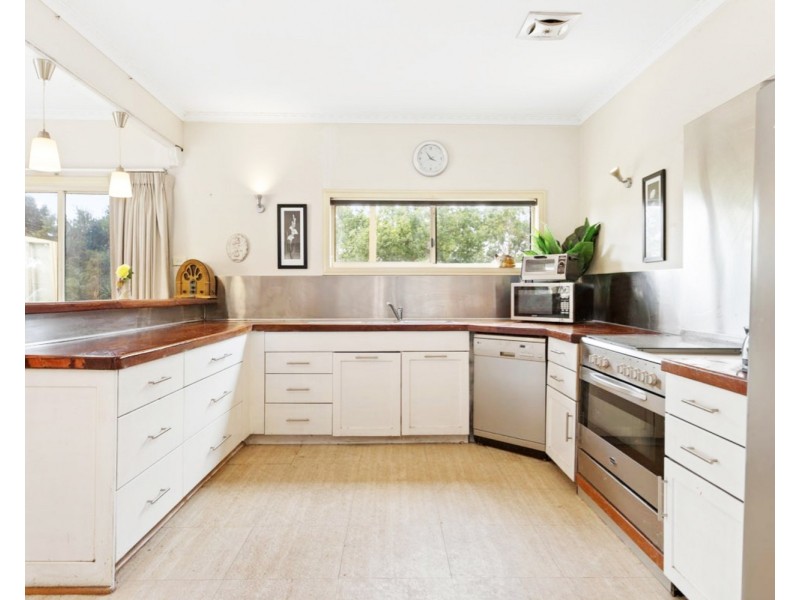 106 Mckinnons Road, Lockwood VIC 3551
