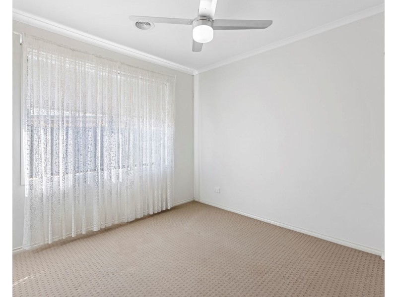 17 Parker Street, California Gully VIC 3556