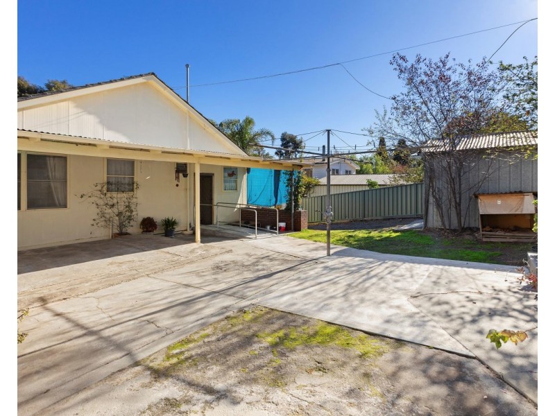 20 Holmes Road, North Bendigo VIC 3550