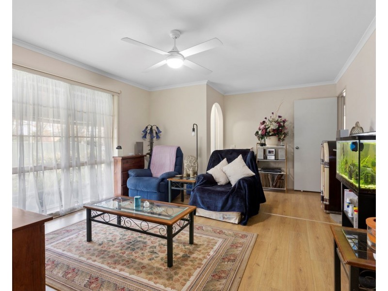 Unit 2 , Unit 3/108 Mundy Street, Kennington VIC 3550
