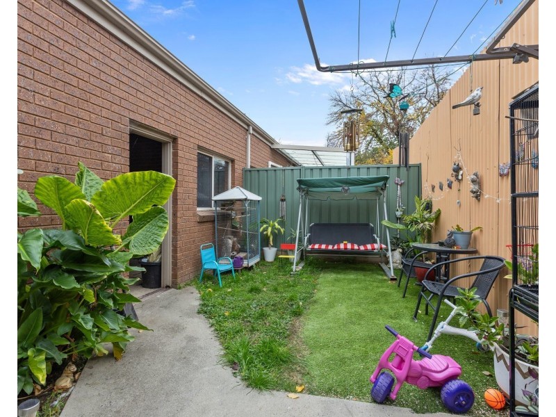 Unit 2 , Unit 3/108 Mundy Street, Kennington VIC 3550