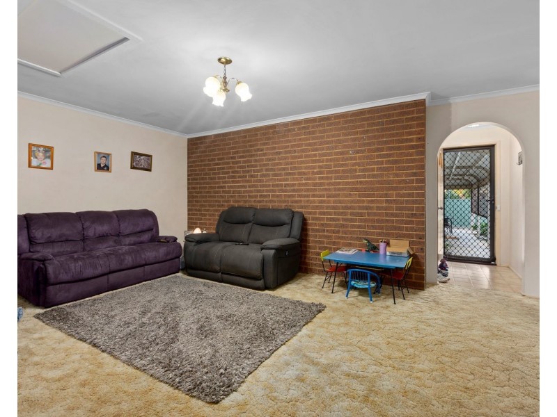 2/108 Mundy Street, Kennington VIC 3550