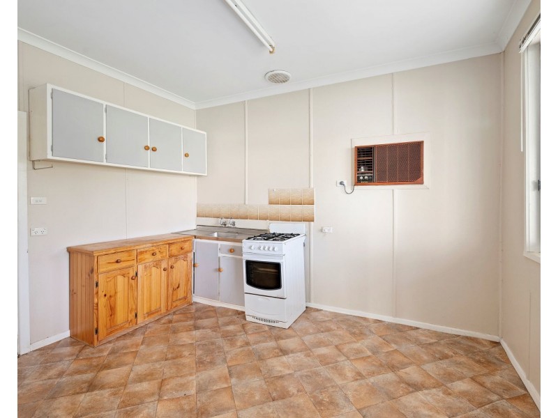 16 Youlden Street, California Gully VIC 3556