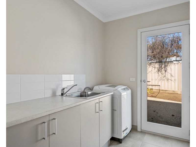 1/67 Church Street, Kangaroo Flat VIC 3555