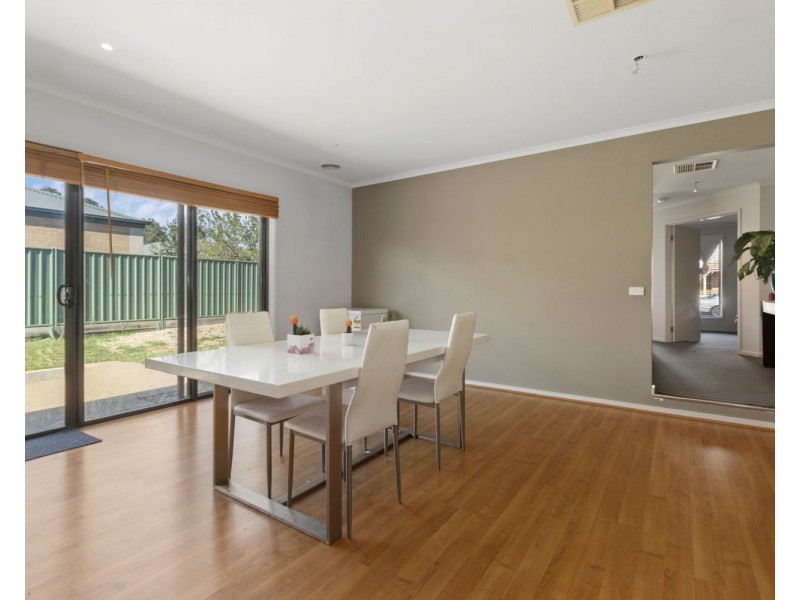 8 Kensington Grove, North Bendigo VIC 3550