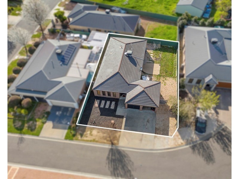8 Kensington Grove, North Bendigo VIC 3550