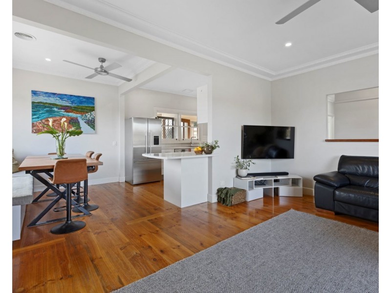 7 Leonard Avenue, Flora Hill VIC 3550