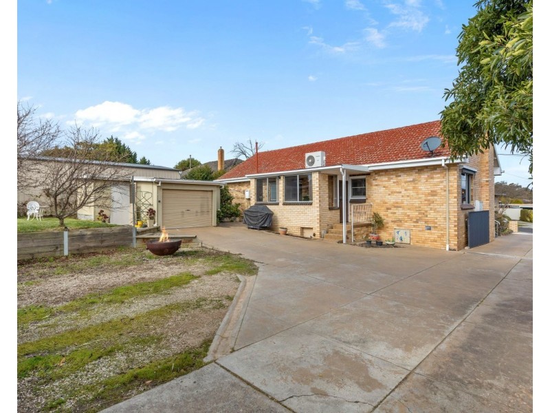 7 Leonard Avenue, Flora Hill VIC 3550
