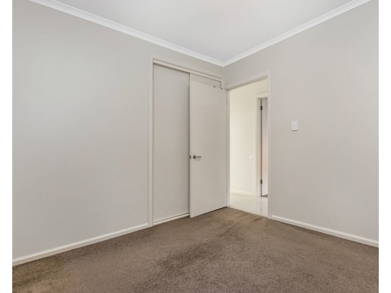 8/12A Lawson Street, Spring Gully VIC 3550