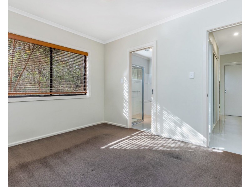 8/12A Lawson Street, Spring Gully VIC 3550