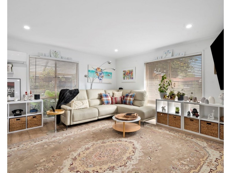 11 Robertson Street, Epsom VIC 3551