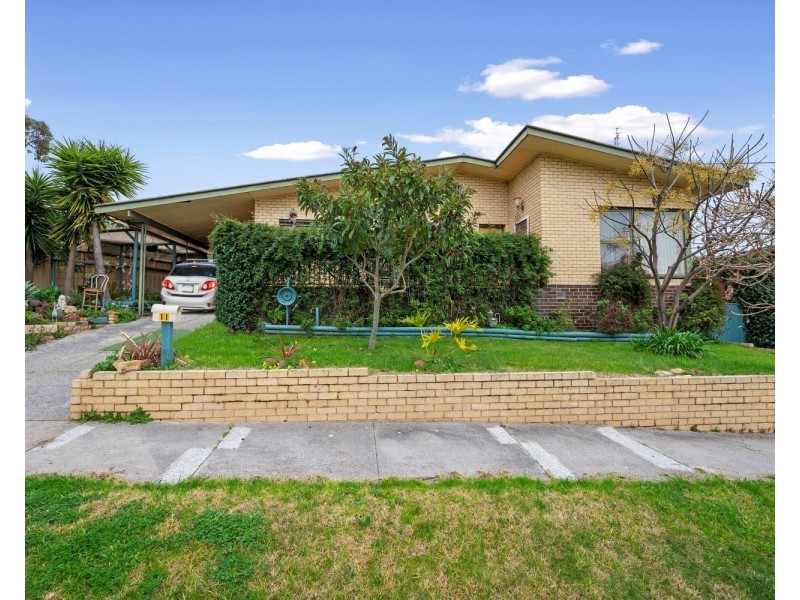 11 McGowan Street, California Gully VIC 3556