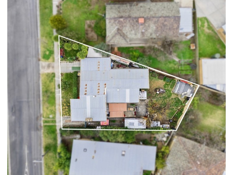 11 McGowan Street, California Gully VIC 3556