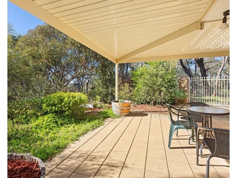 11 Timberview Terrace, Kangaroo Flat VIC 3555