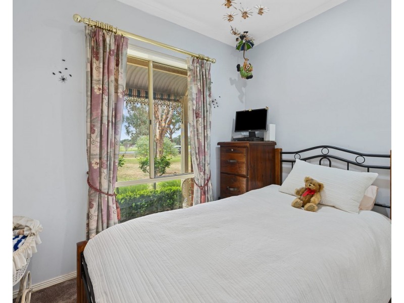 546 – 548 Midland Highway, Huntly VIC 3551
