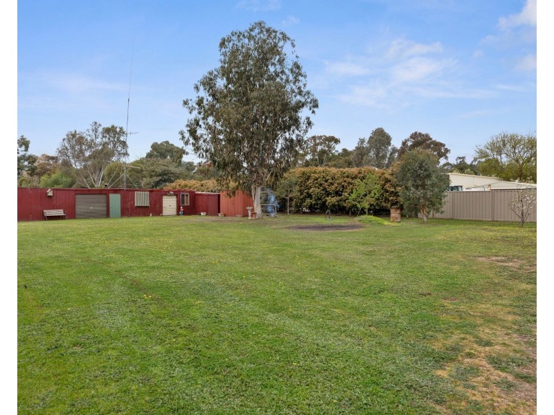 546 – 548 Midland Highway, Huntly VIC 3551
