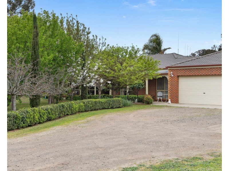 546 – 548 Midland Highway, Huntly VIC 3551
