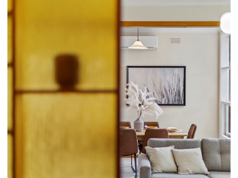 11 Longmore Street, Kangaroo Flat VIC 3555