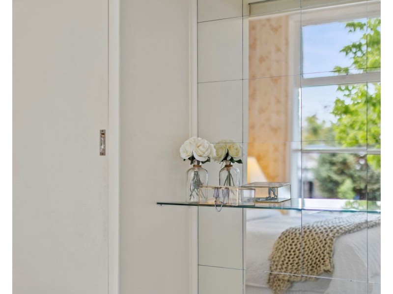 11 Longmore Street, Kangaroo Flat VIC 3555