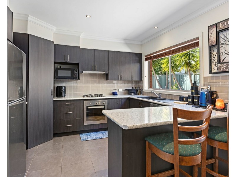 1/24 Alliance Avenue, California Gully VIC 3556