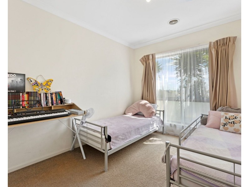 1/24 Alliance Avenue, California Gully VIC 3556