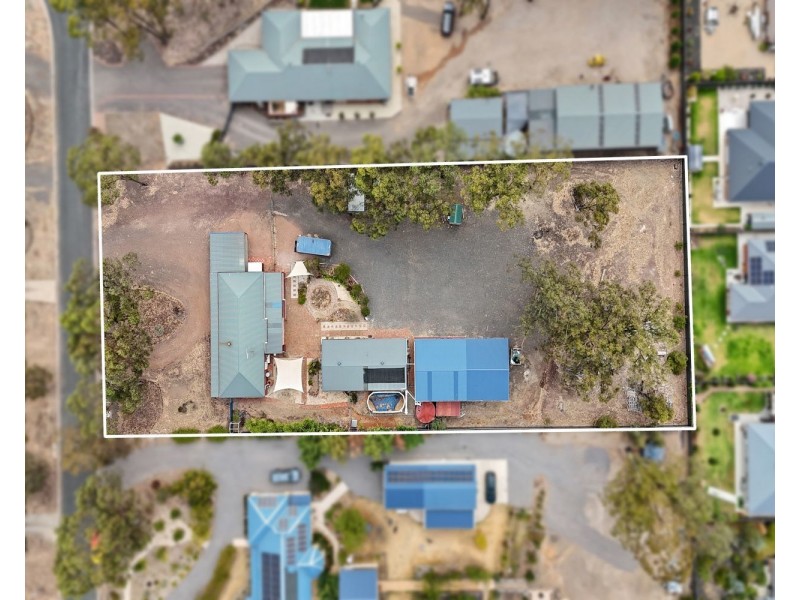 11 Cameron Court, Huntly VIC 3551