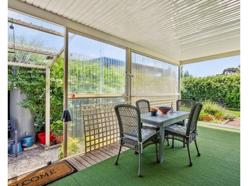 6 Kneebone Street, Eaglehawk VIC 3556
