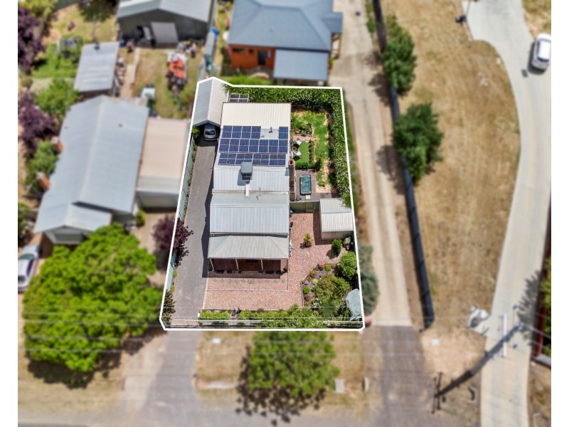 6 Kneebone Street, Eaglehawk VIC 3556