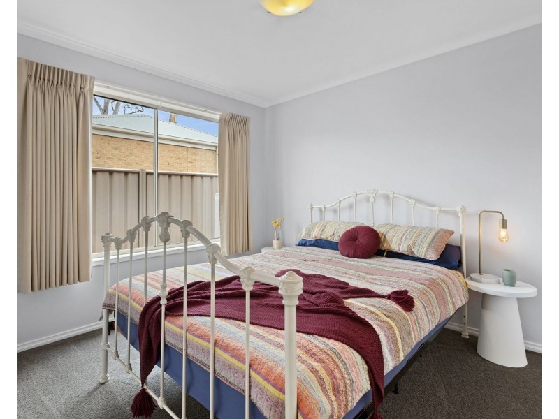 160 Simpsons Road, Eaglehawk VIC 3556