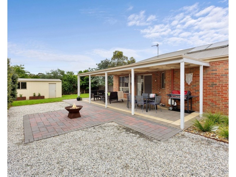 160 Simpsons Road, Eaglehawk VIC 3556